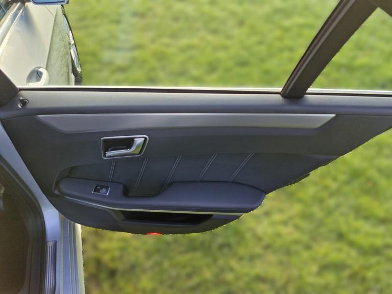 2014 Mercedes-Benz E Class 2.1 E250 CDI SE Saloon 4dr Diesel G-Tronic+ Euro 5