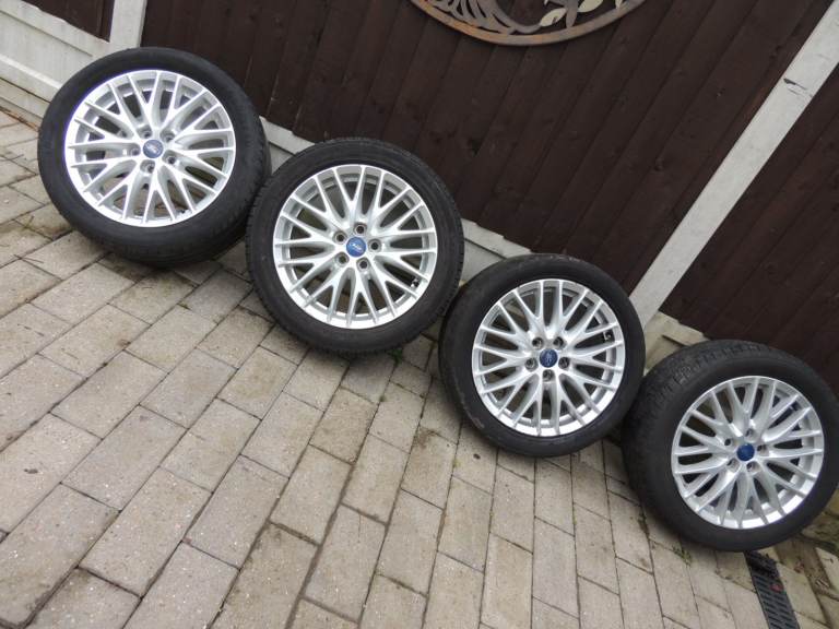 4 x Ford Focus 17" 5x108 alloy wheels (will seperate) with 215/50/17 tyres