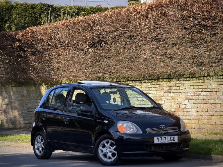 TOYOTA YARIS 1.3 VVTi CDX AUTOMATIC 5DR +  2KEYS + AIRCON/SROOF + ULEZ+ TIDY CAR