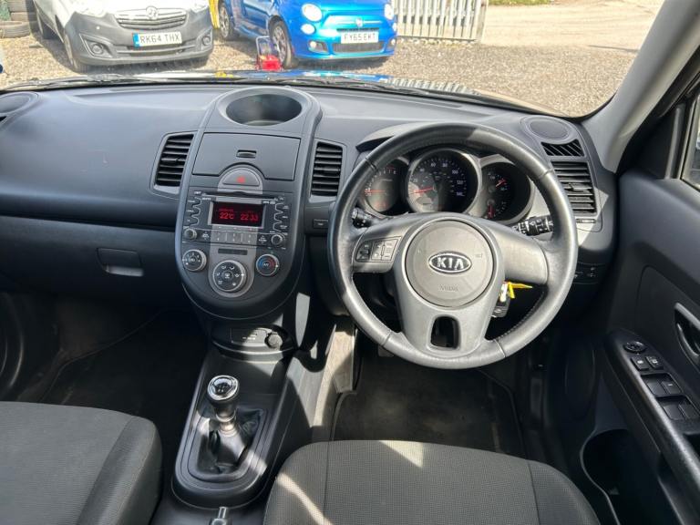 2009 Kia Soul 1.6 Petrol HATCHBACK Petrol Manual