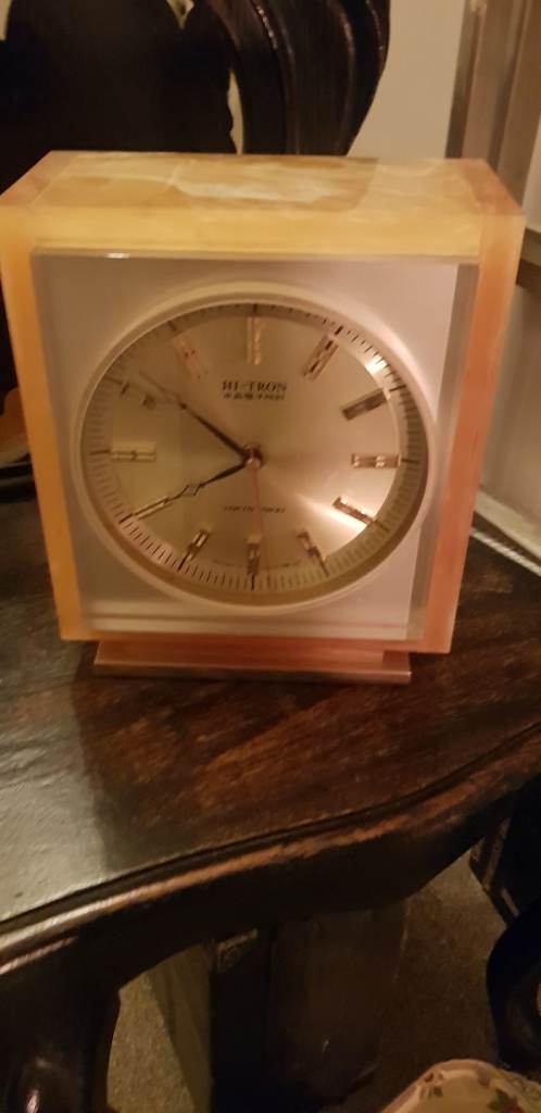 image for Hightrone clock quarz