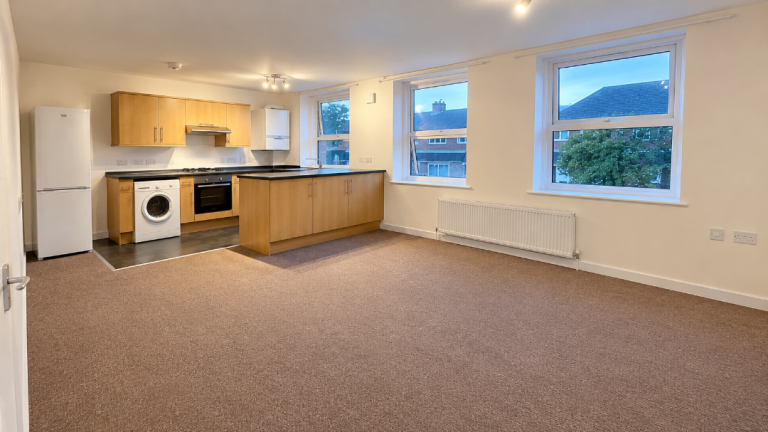Room to Rent – BH7, Bournemouth – £750 Including Bills