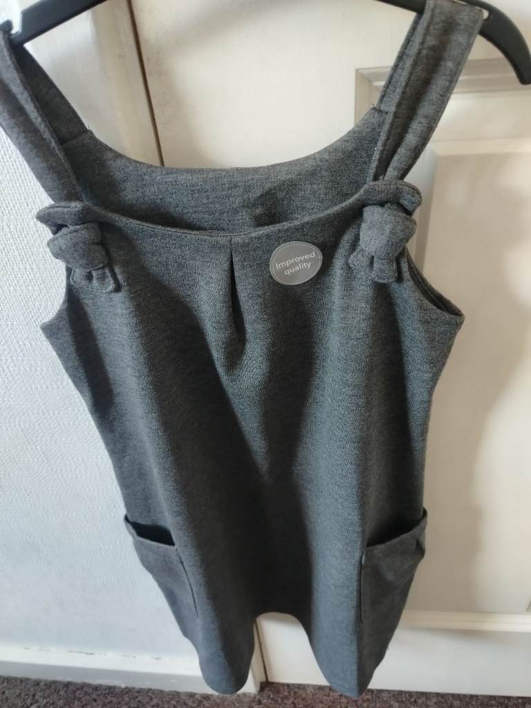 Girls pinafore dress 