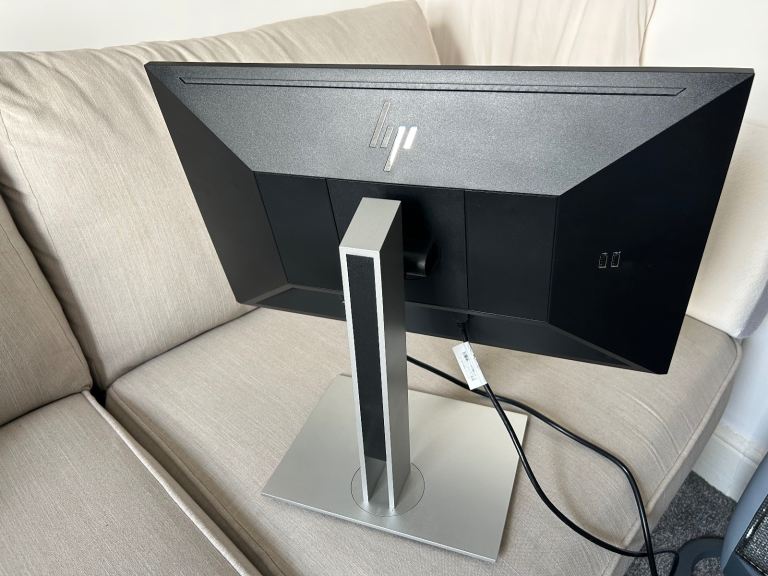 HP E23 G4 FHD Monitor (23”) x2