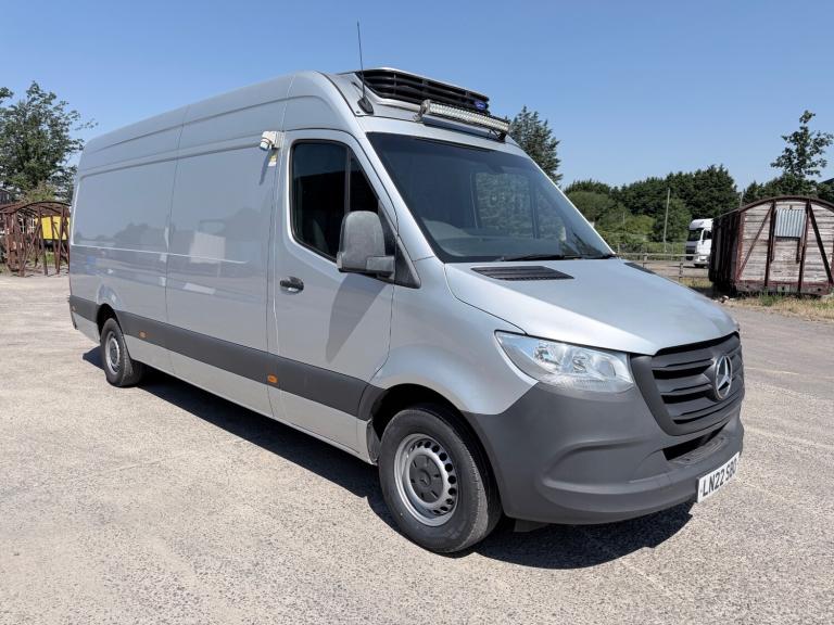2022 Mercedes-Benz Sprinter 3.5t H2 Progressive Van PANEL VAN Diesel Manual