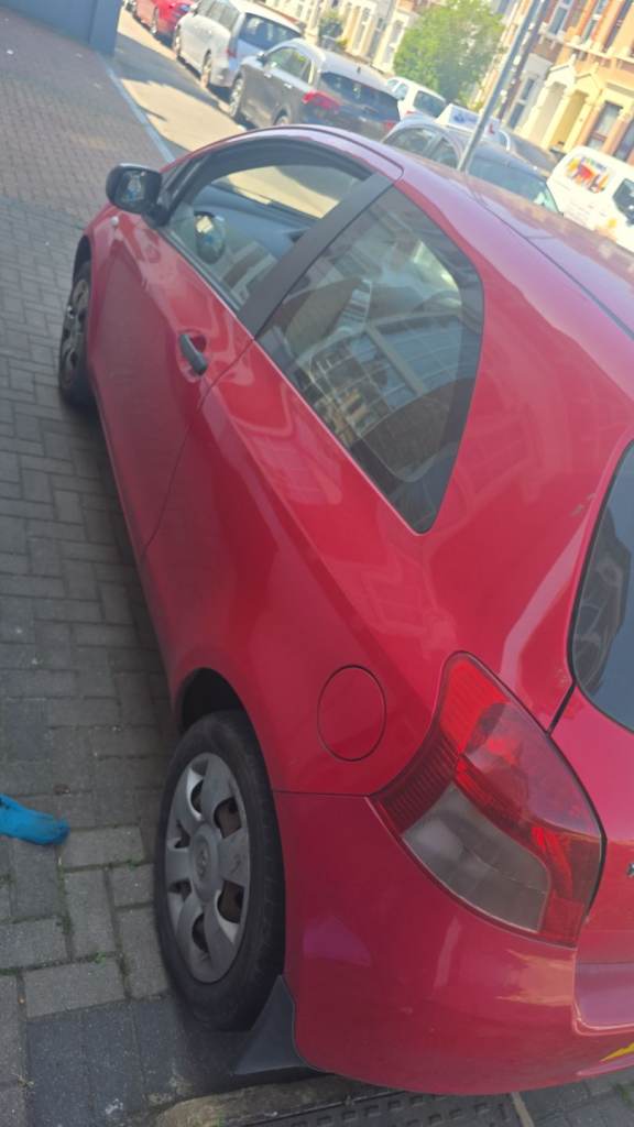 Toyota, YARIS, Hatchback, 2006, Manual, 996 (cc), 3 doors