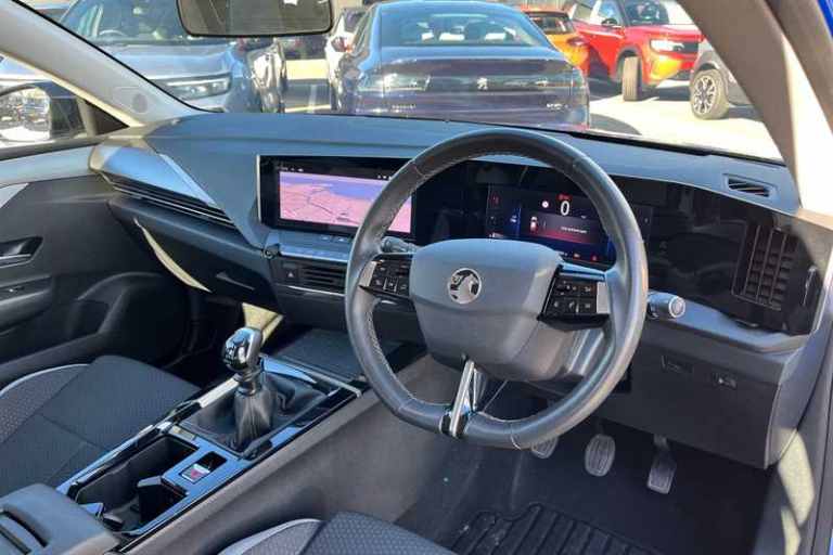 2022 Vauxhall Astra 1.2 Turbo 130 Design 5dr HATCHBACK PETROL Manual