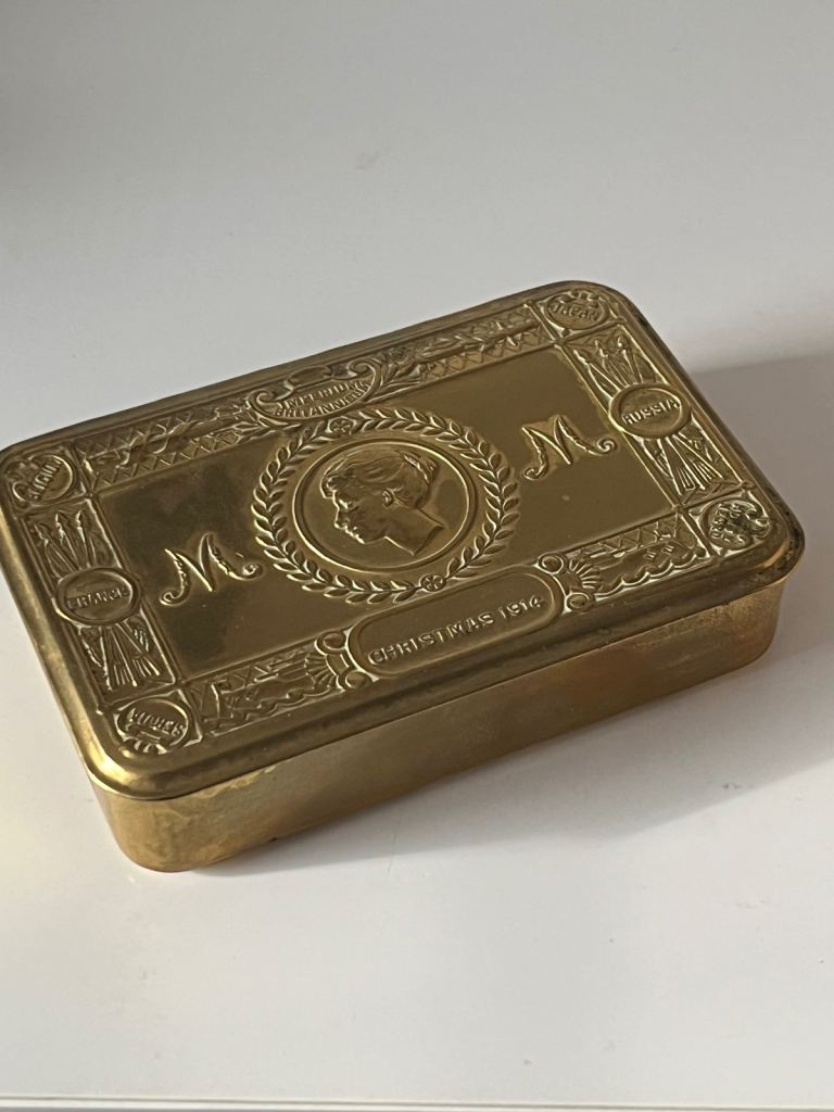 WW1 British Princess Mary’s Christmas Gift Tin 1914 Good Original Gilt Finish Intact 