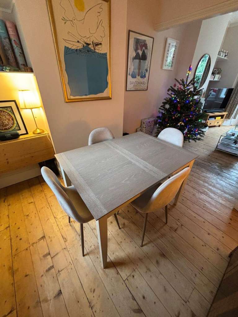 image for John Lewis & Partners Alba 4-6 Seater Extending Dining Table