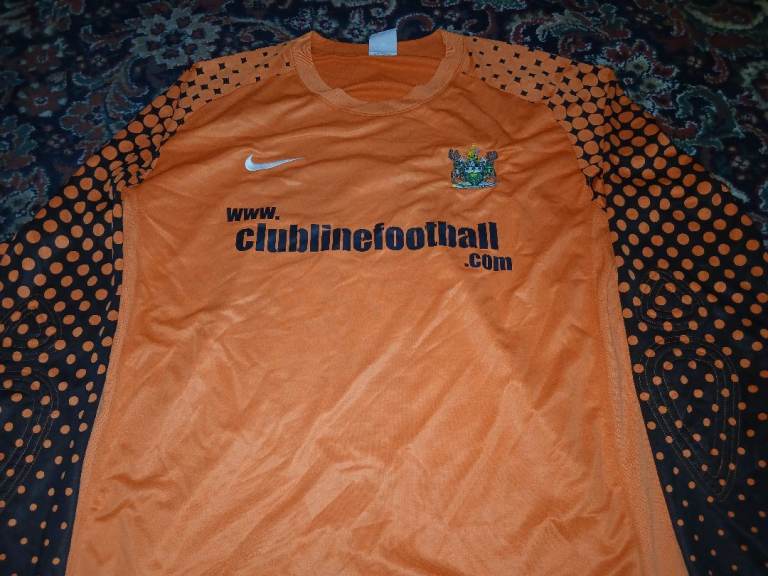 Used  Adult goalkeeper kit