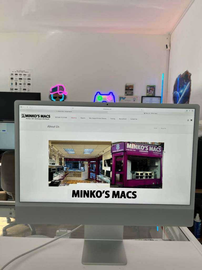 Apple iMac 24-INCH M3 8GB RAM 256GB SSD 5K Retina Display 8CPU/8GPU Adobe Suite Logic Pro 12 Ableton