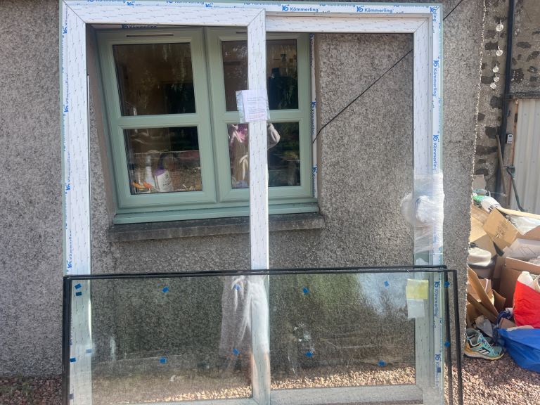Patio doors - sliding - chartwell green 