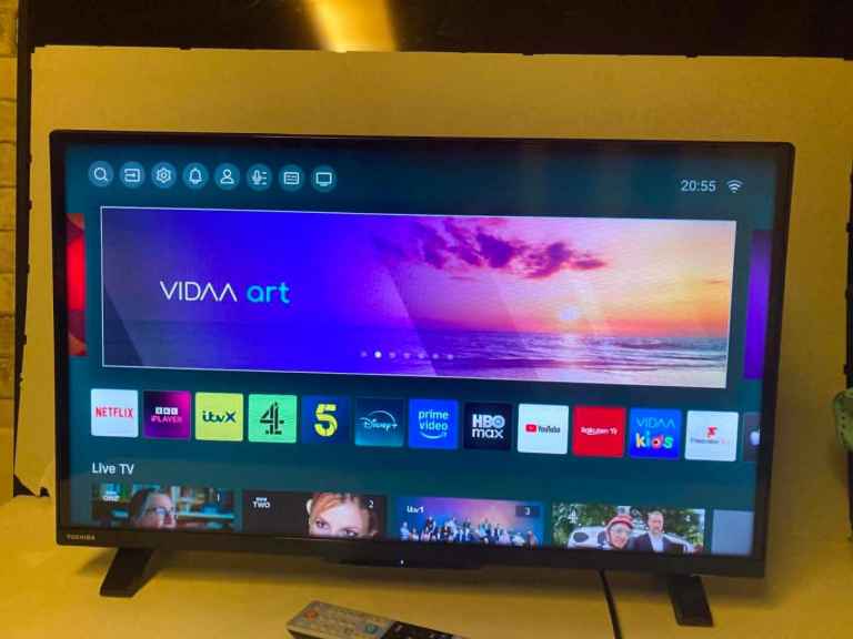 Toshiba Smart HD Ready TV 32WV2463DB 32" DLED Freeview Black 2024 Model