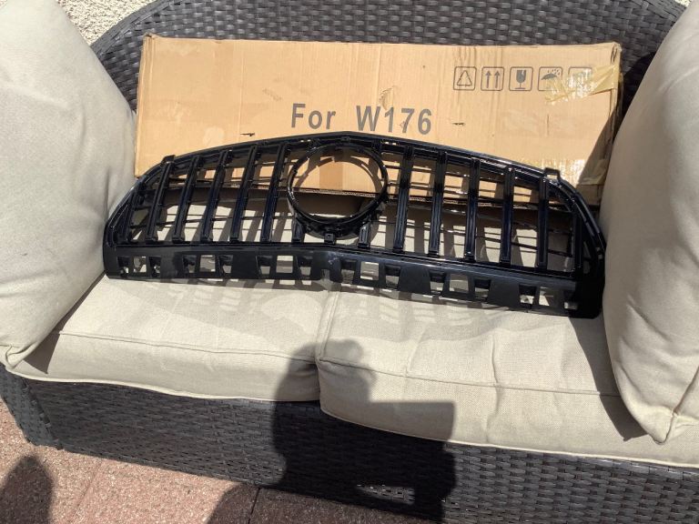 Mercedes Front grill