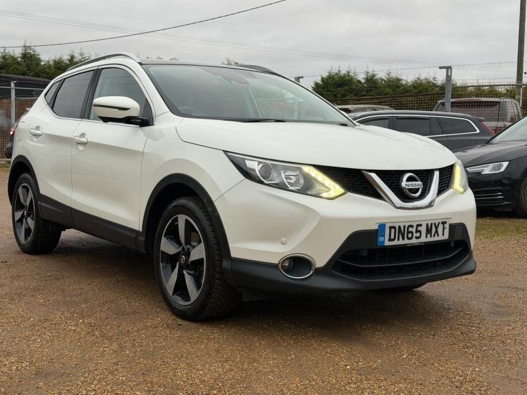 2015 Nissan Qashqai 1.5 dCi N-Tec+ 5dr HATCHBACK DIESEL Manual