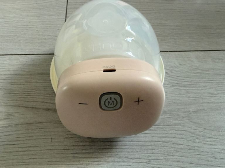 Youha The INs Wearable Breast Pump (Hands-free)