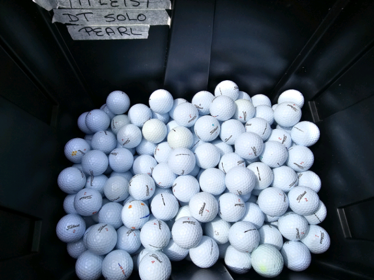 Titleist DT Solo White Pearl grade golf balls