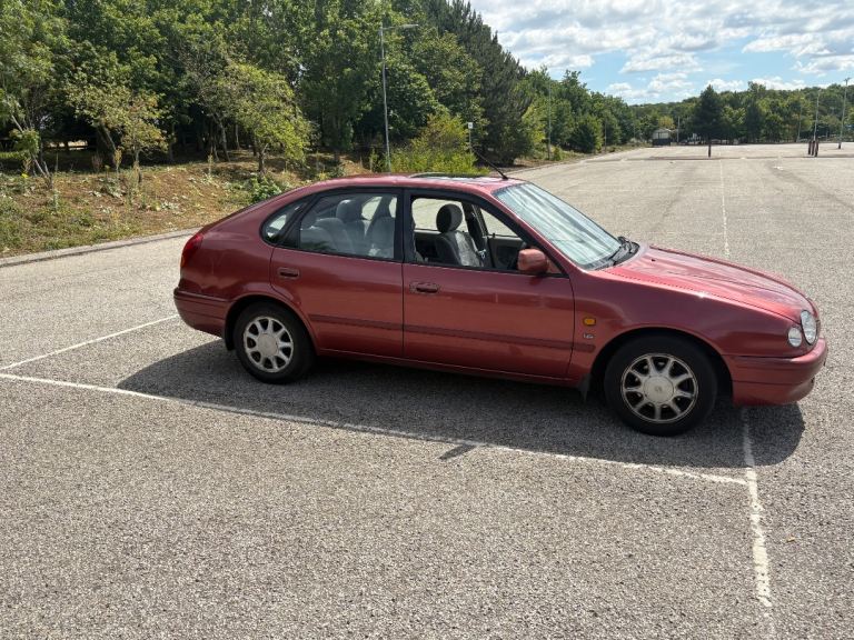 Toyota, COROLLA, Hatchback, 1997, Manual, 1587 (cc), 5 doors