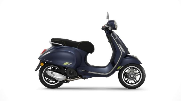 Vespa Primavera Tech 125 E5+ | SAVE £750