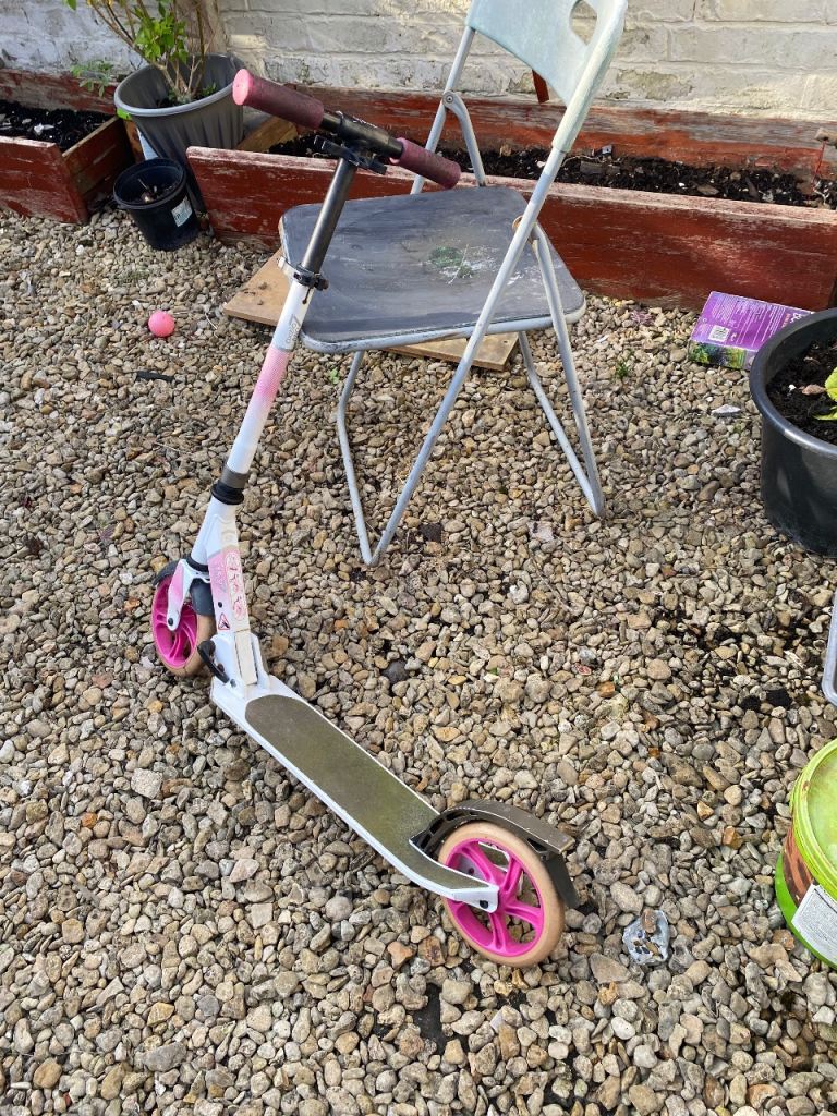 Oxelo kid scooter