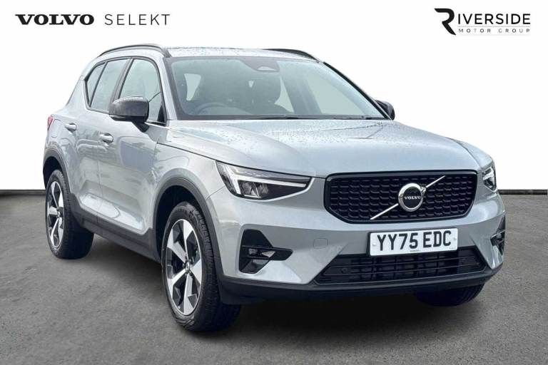 2025 Volvo XC40 Plus, B3 Mild hybrid, Petrol, Dark Estate Petrol Automatic