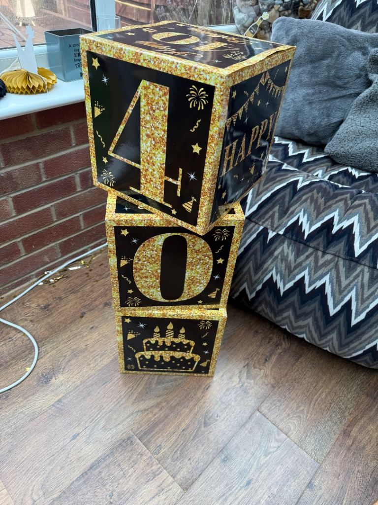 40th Birthday Decorations - Black & Gold Party Bundle