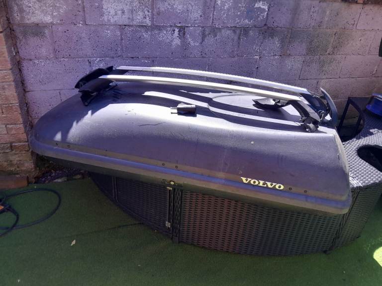 Volvo roof box and bars.