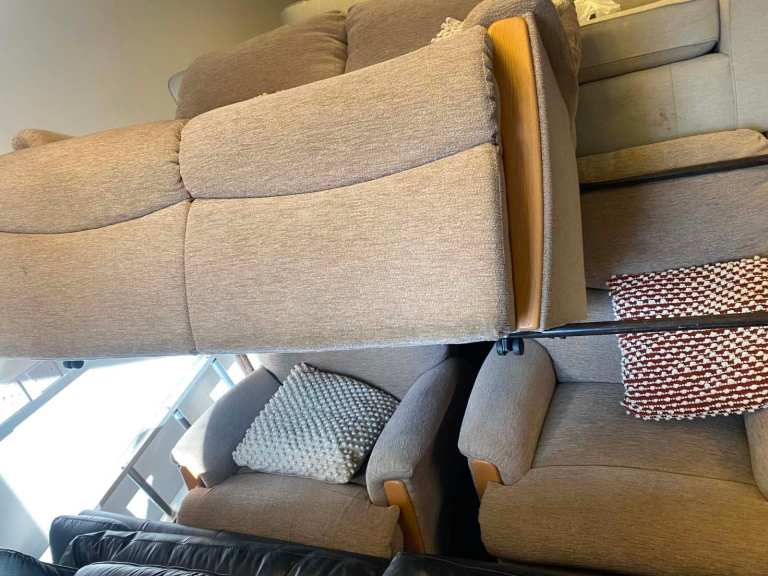 Suite in beige fabric. Sofa & 2 chairs (1 recliner).  Please check our other adverts.