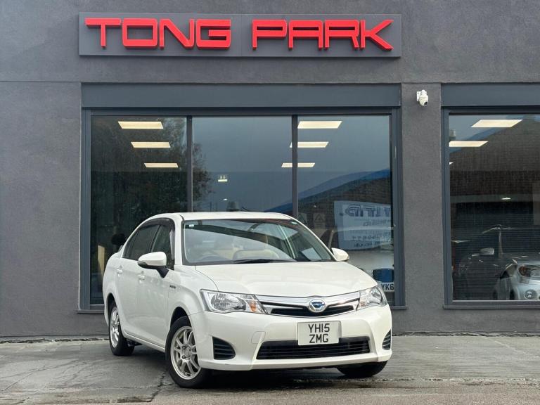  Toyota Corolla Axio Hybrid 1.5 VVT-h CVT  4dr Petrol/Electric Hybrid Automatic