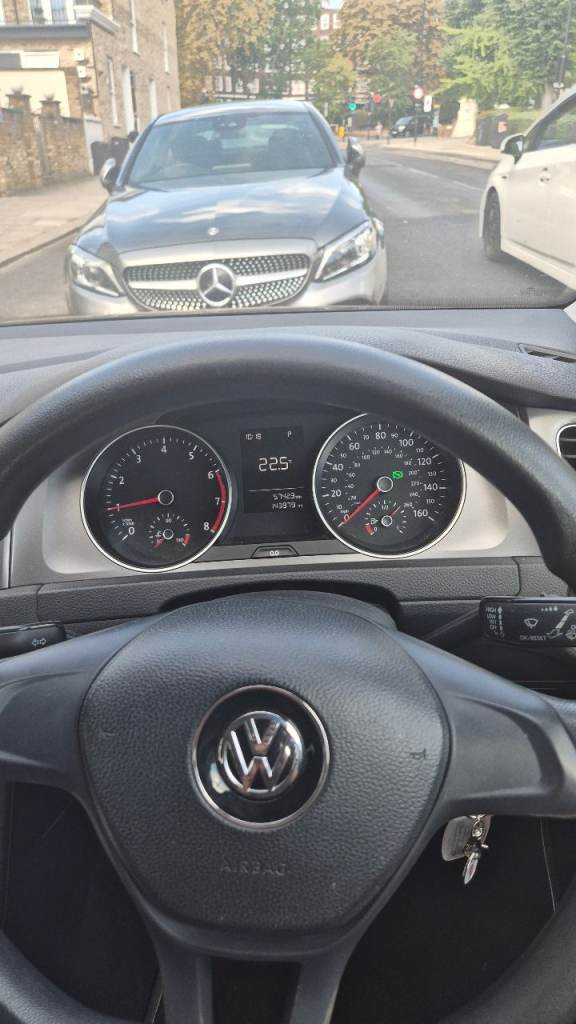 Volkswagen, GOLF, Hatchback, 2014, Semi-Auto, 1197 (cc), 5 doors