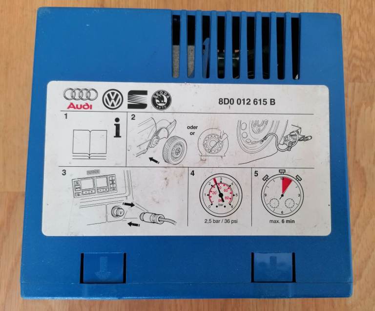 12 volt plug in car tyre pump compressor, supplied with Audi, VW, Seat and Skoda vehicles. 