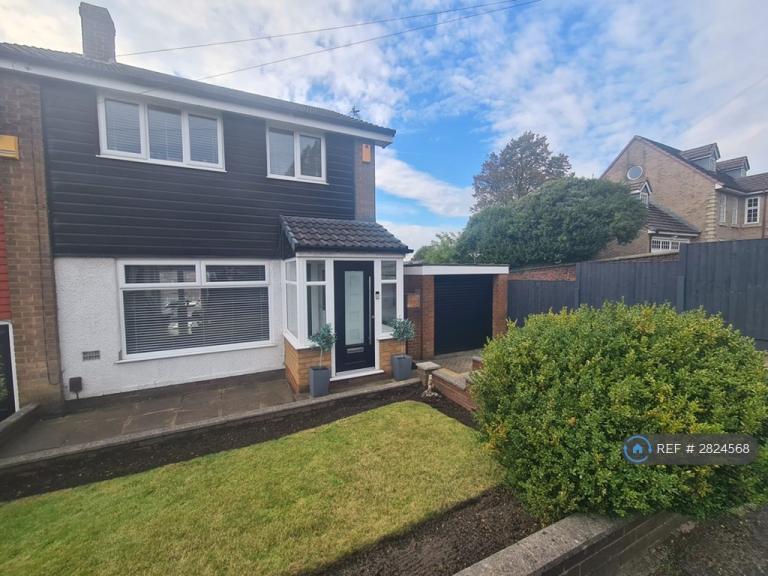 3 bedroom house in Highlands, Oldham, OL2 (3 bed) (#2824568)