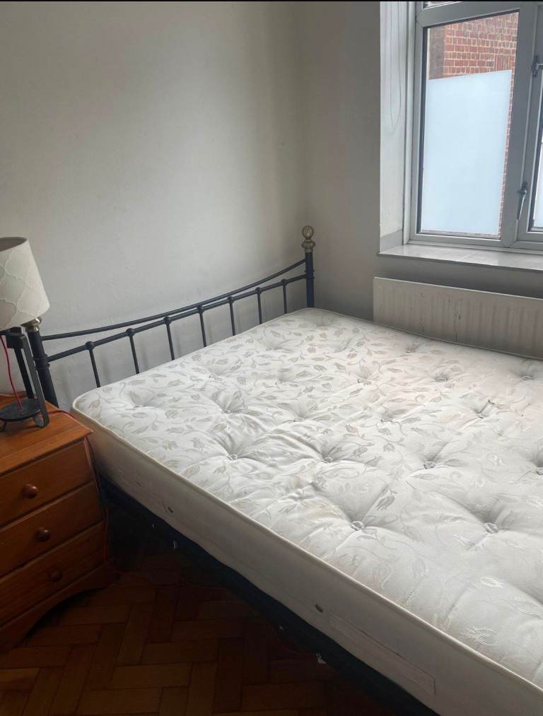 Long Term Let Canada Water £750 Pm (Female Preferred)