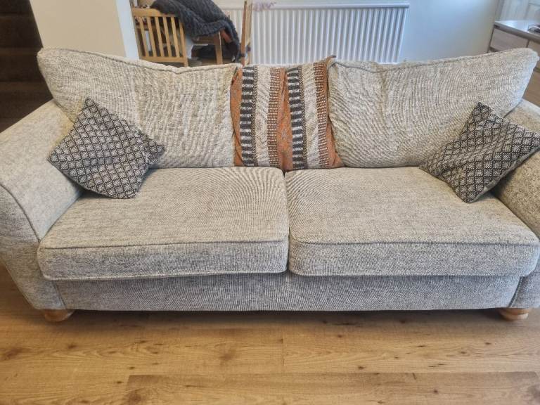 Comfortable Grey Fabric Sofa – Good Condition