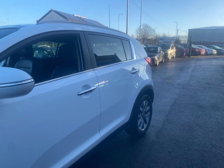 2015 Kia Sportage 1.7 CRDi EcoDynamics 2 2WD Euro 5 (s/s) 5dr ESTATE Diesel Manual