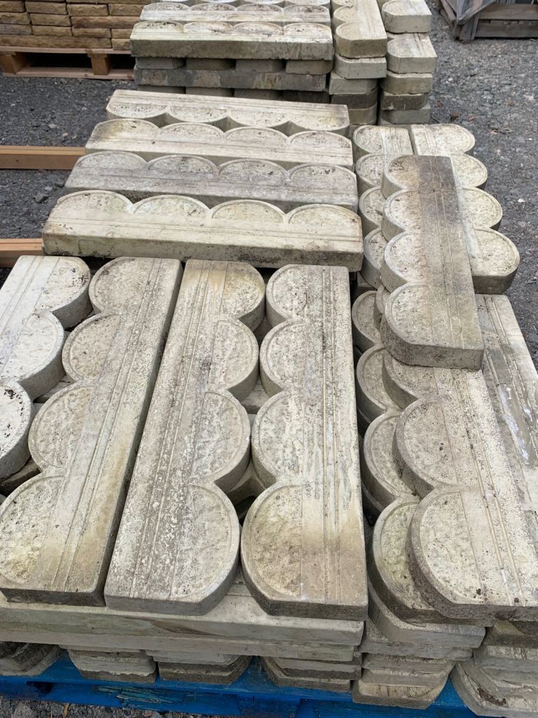 Garden edging stones