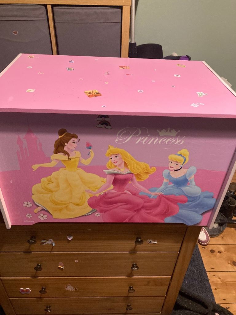 Disney princess toy box