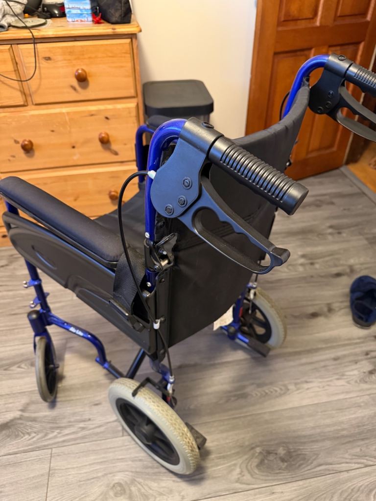 wheelchair 
