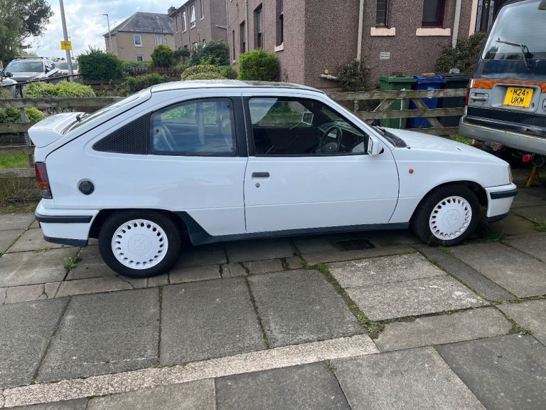 Vauxhall, ASTRA, GTE Hatchback, 1991, Manual, 1998 (cc), 3 doors