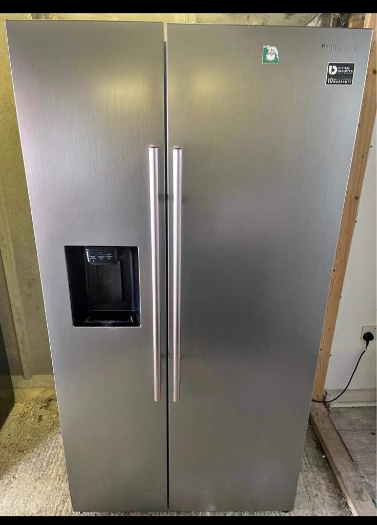 Samsung American Fridge Freezer – Silver