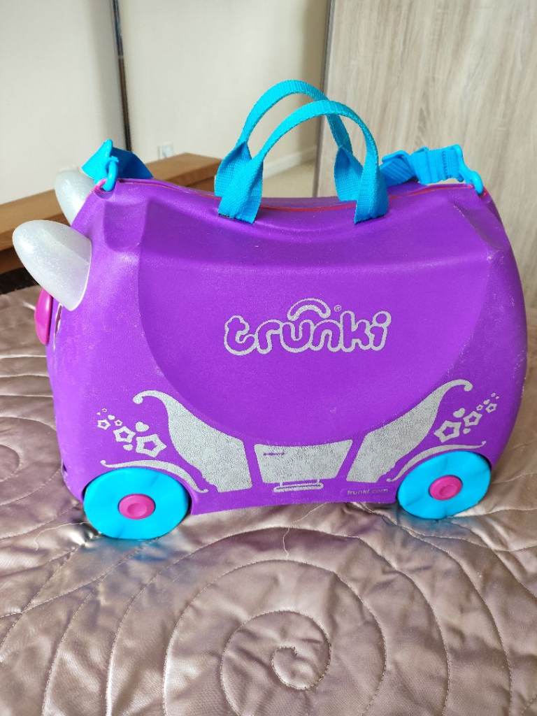 Trunki Ride-On Suitcase - Purple, Good Condition