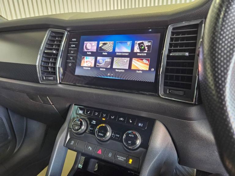 2019 Skoda Kodiaq 2.0 TDI SportLine SUV 5dr Diesel DSG 4WD Euro 6 (s/s) (7 Seat) (190 ps) ESTATE ...