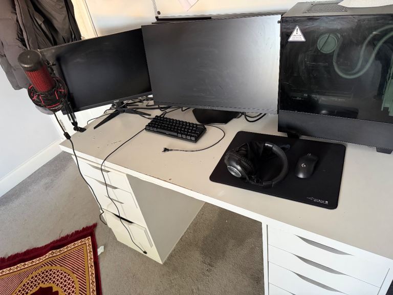 Gaming PC including Setup | in Heathrow, London | Gumtree