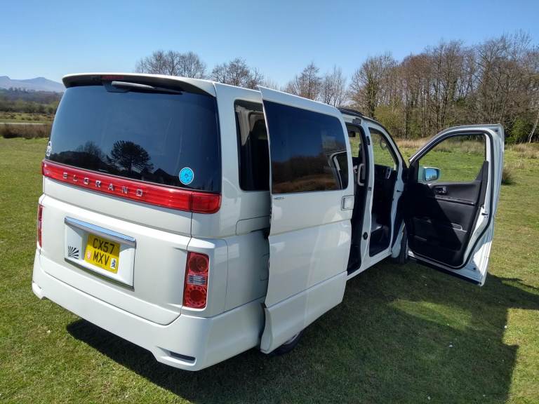 Nissan Elgrand Campervan/ Day van, 57 Plate, 3500cc Petrol Automatic