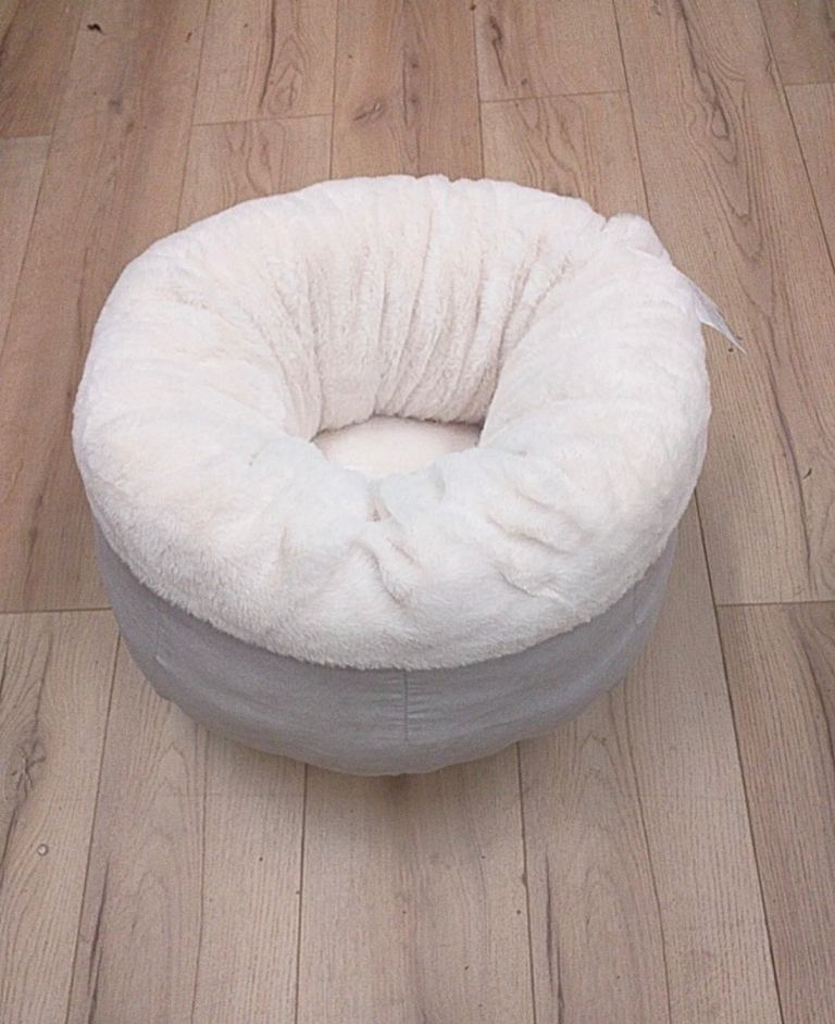 Cat bed