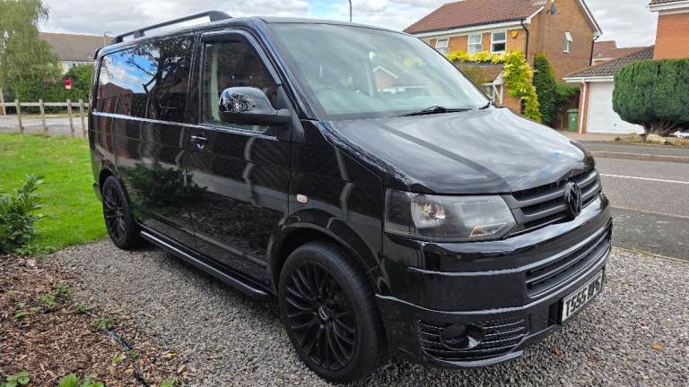 Volkswagen, TRANSPORTER, Kombi, 2012, Manual, very low genuine miles