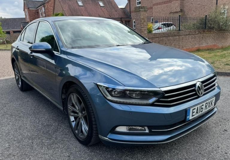 2016 VOLKSWAGEN PASSAT GT 2.0 TDi BLUEMOTION TECH 10 SERVICE STAMPS CAMBELT DONE