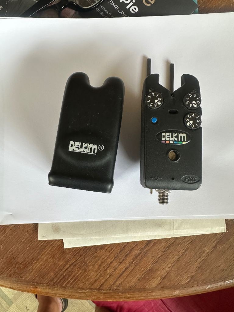 DELKIM Fishing Bite Alarm with Case – Good Condition