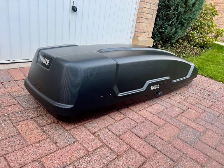 Thule Force XTSport 300L Roof Box - Almost New