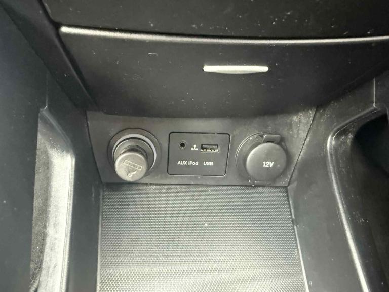 2010 Kia Ceed 1.6 3 5dr HATCHBACK Petrol Manual